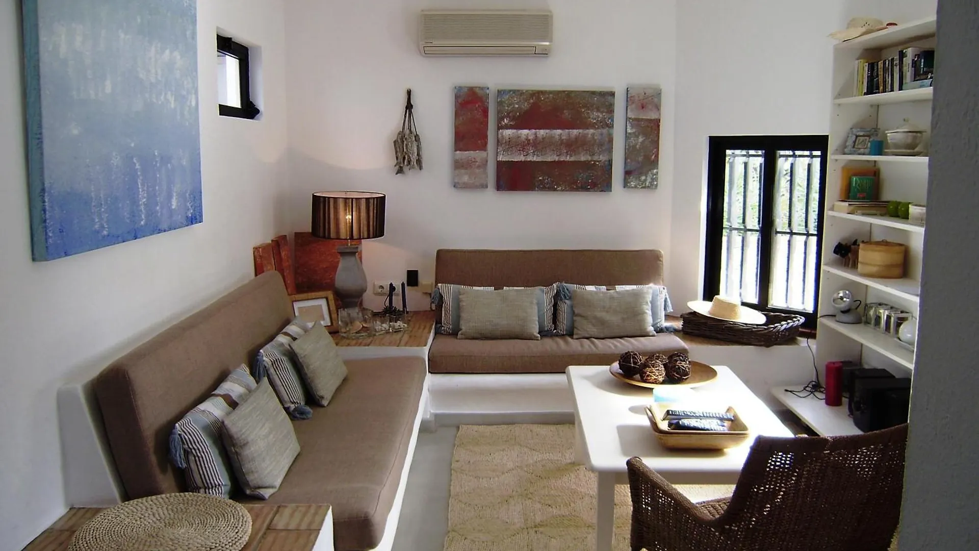 Villa Vale Do Lobo 2 Townhouse 3 Bedroom Close To Amenities And Beach