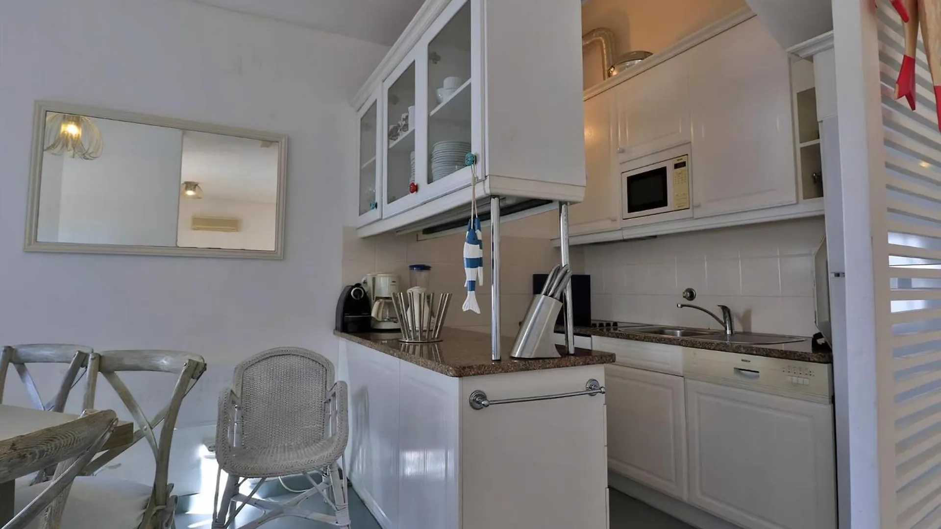 Villa Vale Do Lobo 2 Townhouse 3 Bedroom Close To Amenities And Beach